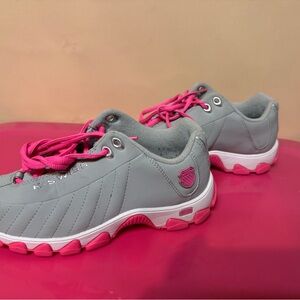 K-Swiss Womens Gray and Pink Athletic Sneakers Size 5.5